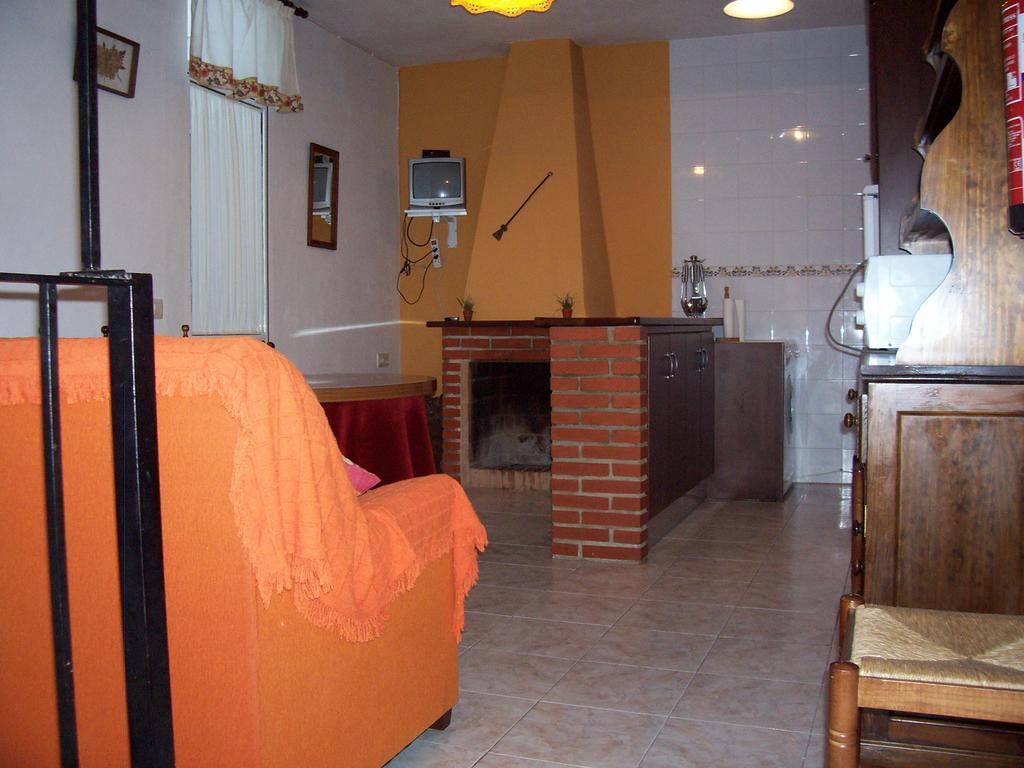 Апартаменты Casa Amigo Кастанио-де-Робледо Экстерьер фото